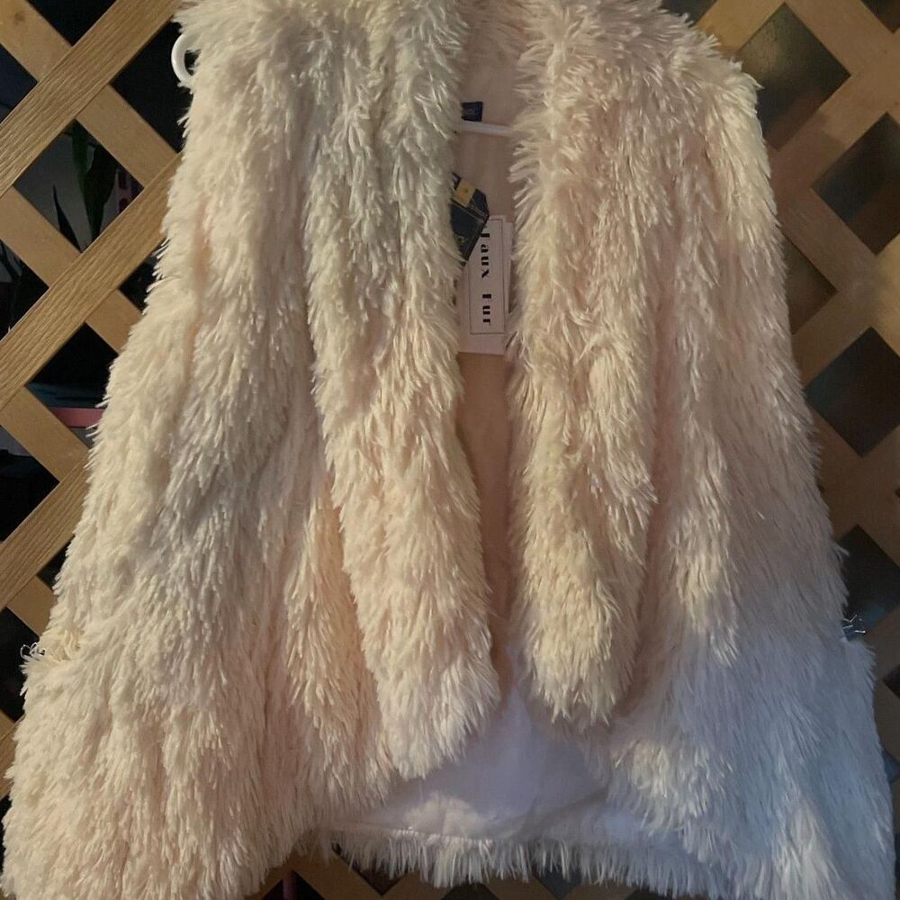 Democracy Women's Cream Coat